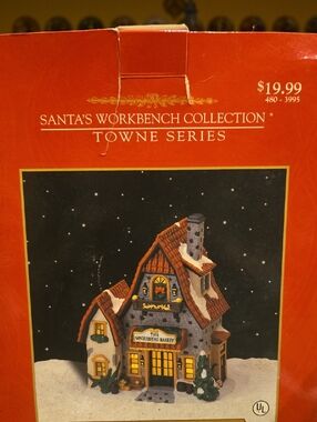 Santa's Workbench Collection Towne Series Gingerbread Bakery Village Building